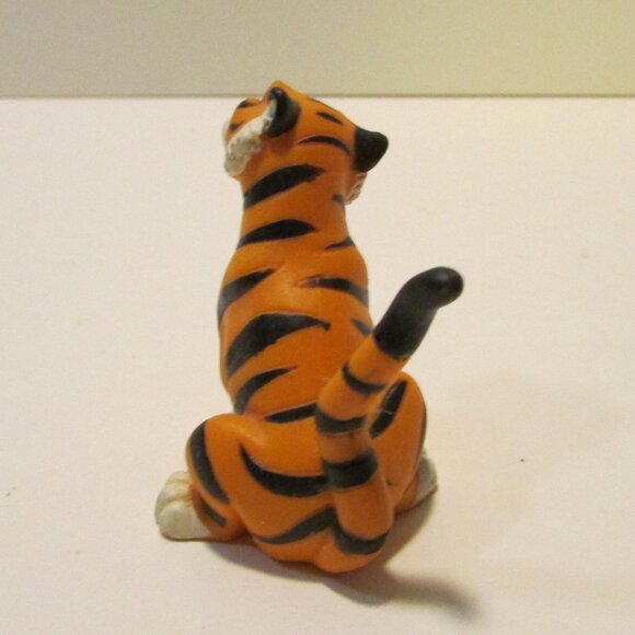 vintage Walt Disney Movie Magic box set 10 Golden Bookss with Rajah figure - Picture 10 of 16